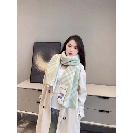 Scarf-Bur-099
