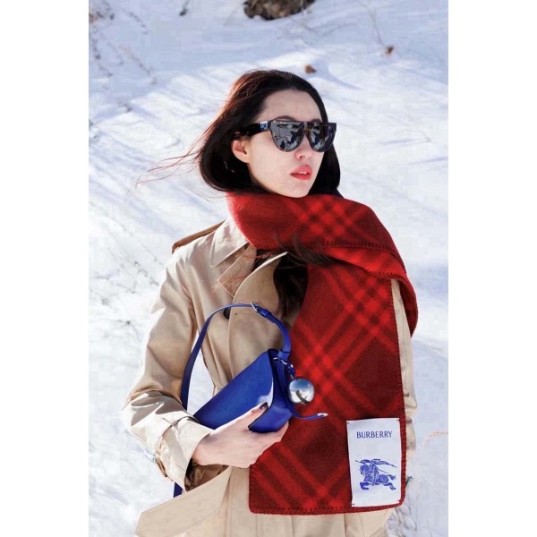 Scarf-Bur-102