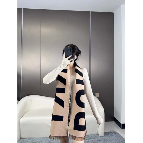 Scarf-Bur-117