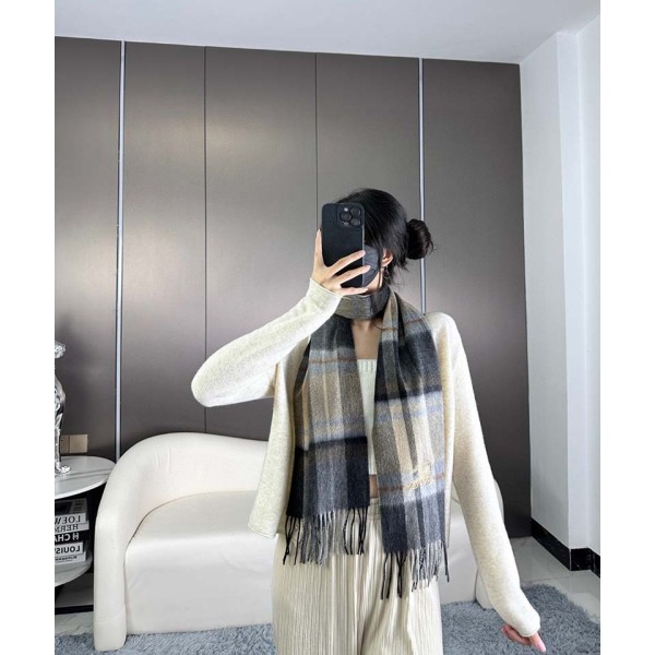 Scarf-Bur-118
