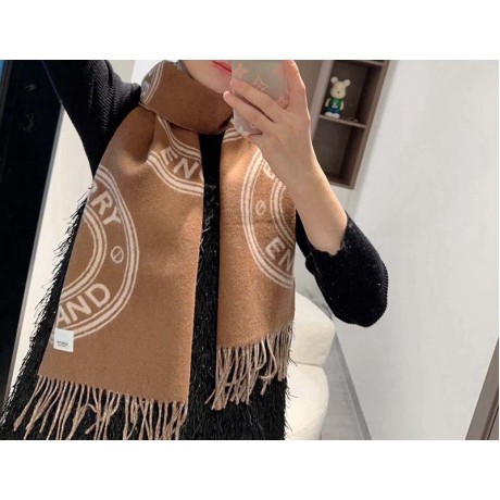 Scarf-Bur-132