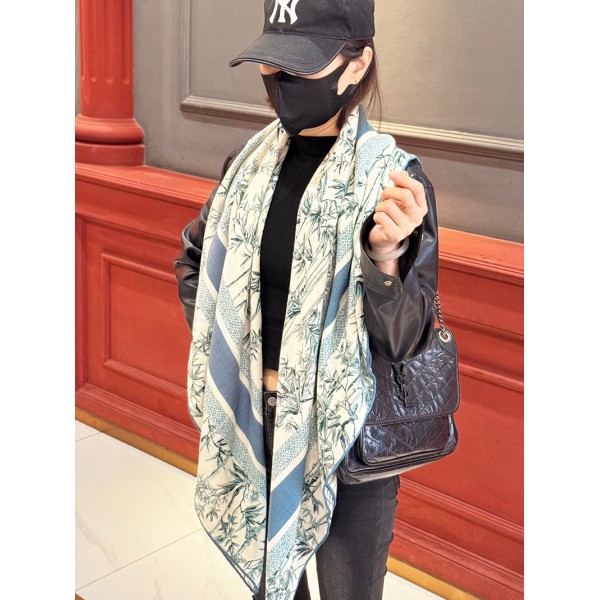 Scarf-Dior-115