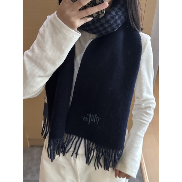 Scarf-Dior-125