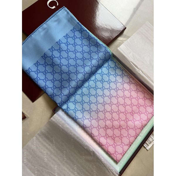Scarf-Gu011
