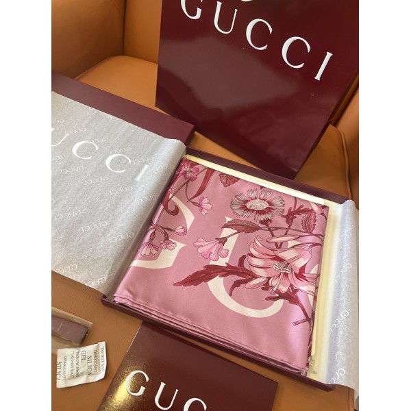 Scarf-Gu020