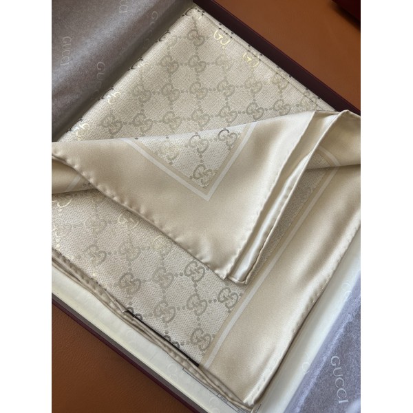Scarf-Gu024