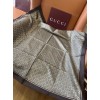 Scarf-Gu025