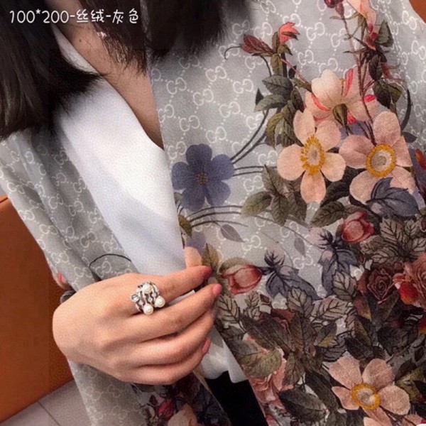 Scarf-Gu028