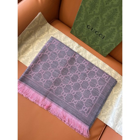 Scarf-Gu050