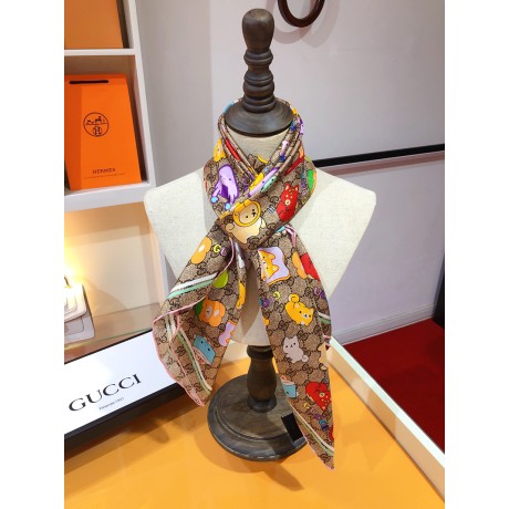 Scarf-Gu071