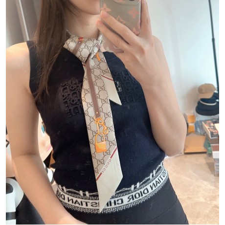 Scarf-Gu098