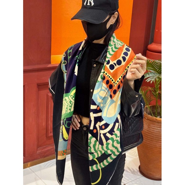 Scarf-Her-003