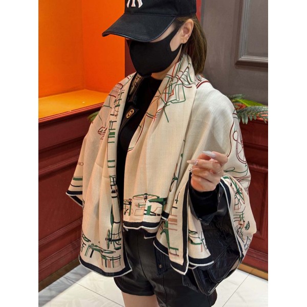 Scarf-Her-006