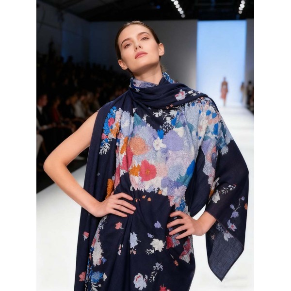 Scarf-Her-011