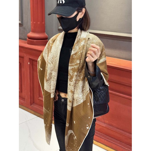 Scarf-Her-020
