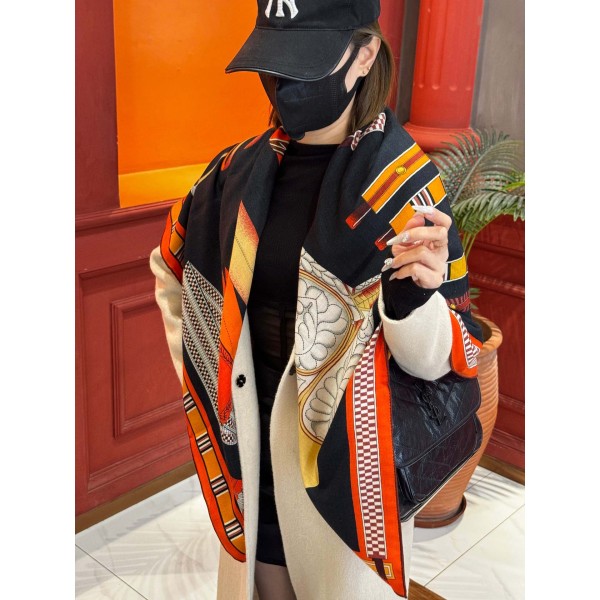 Scarf-Her-041