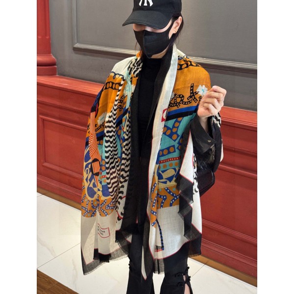 Scarf-Her-046