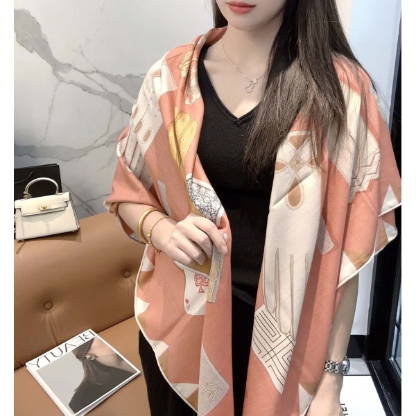 Scarf-Her-052