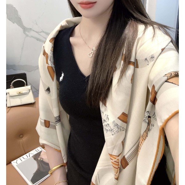 Scarf-Her-054
