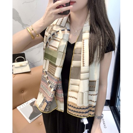Scarf-Her-056