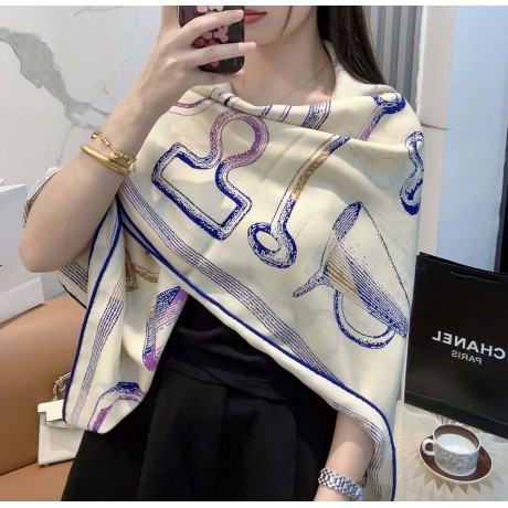 Scarf-Her-075