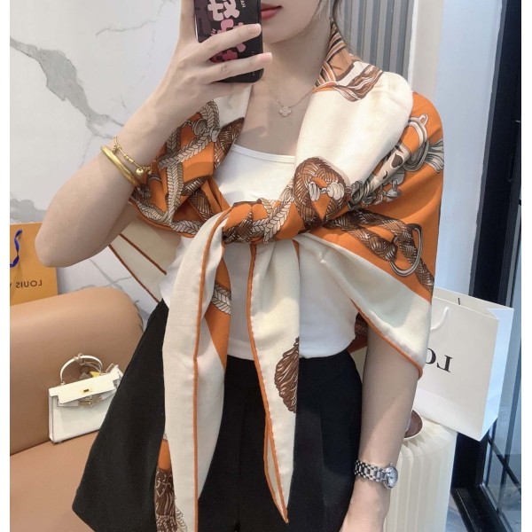 Scarf-Her-088
