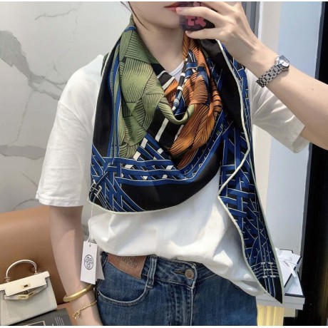 Scarf-Her-093