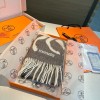 Scarf-Her-096