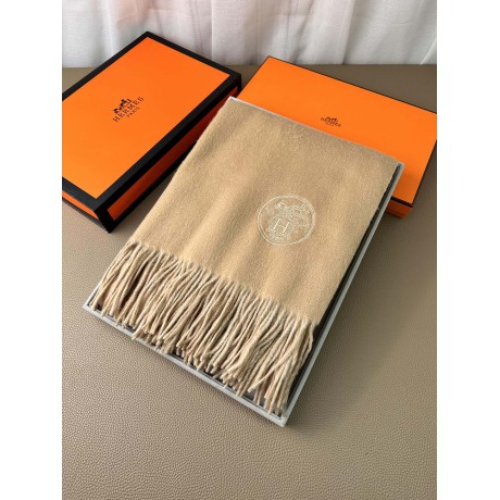 Scarf-Her-099