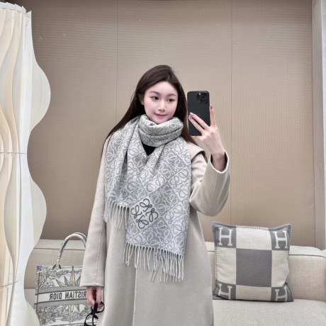 Scarf-Loe-002