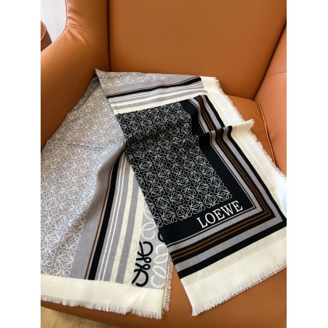 Scarf-Loe-029