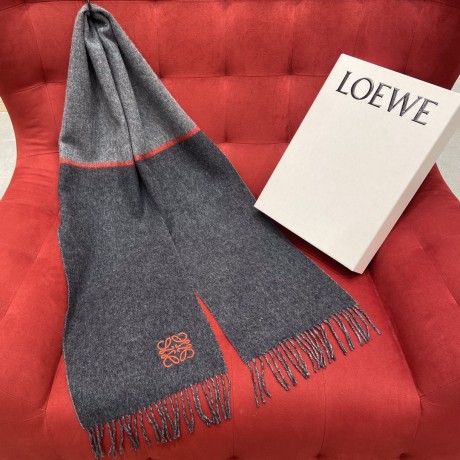 Scarf-Loe-048