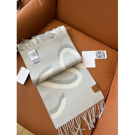 Scarf-Loe-055
