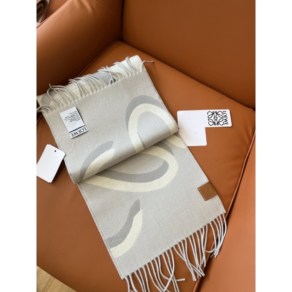 Scarf-Loe-055