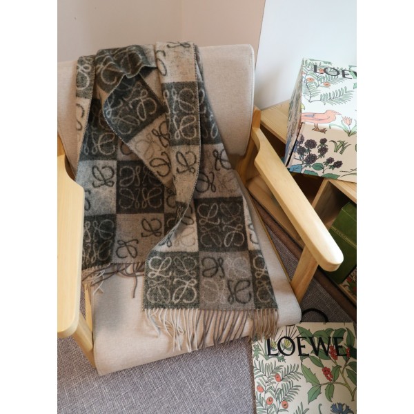Scarf-Loe-073
