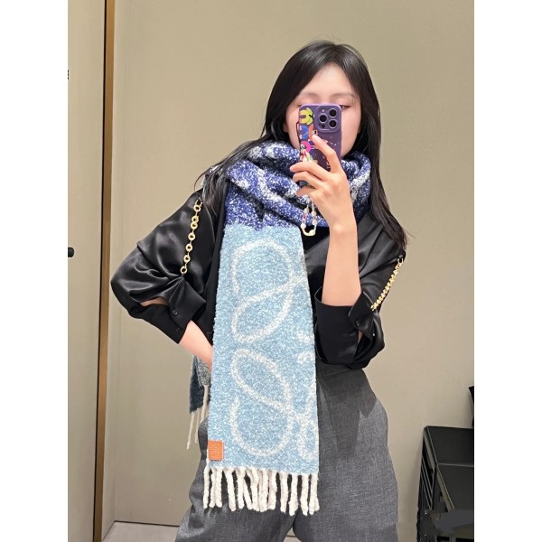 Scarf-Loe-085