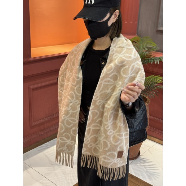 Scarf-Loe-089