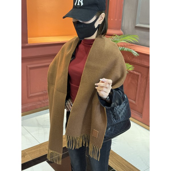 Scarf-Loe-095