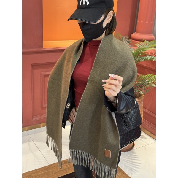 Scarf-Loe-101