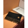 Scarf-Loe-103