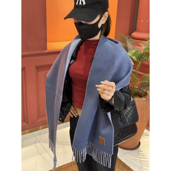 Scarf-Loe-105