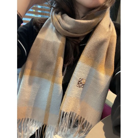 Scarf-Loe-113