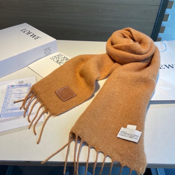 Scarf-Loe-118