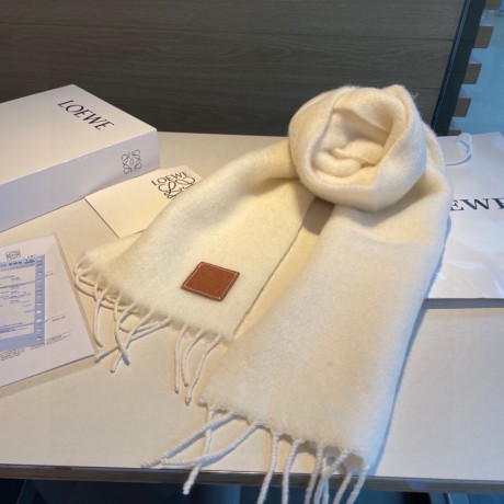 Scarf-Loe-119