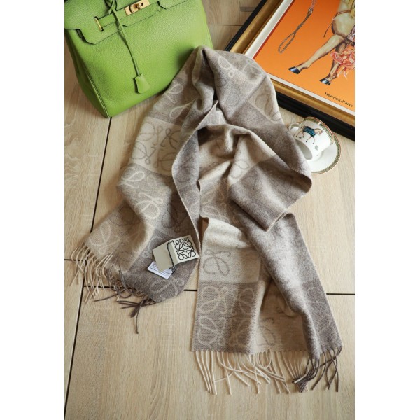 Scarf-Loe-128
