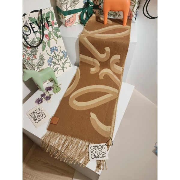 Scarf-Loe-136