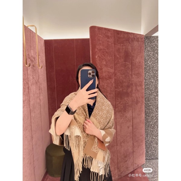 Scarf-Loe-143