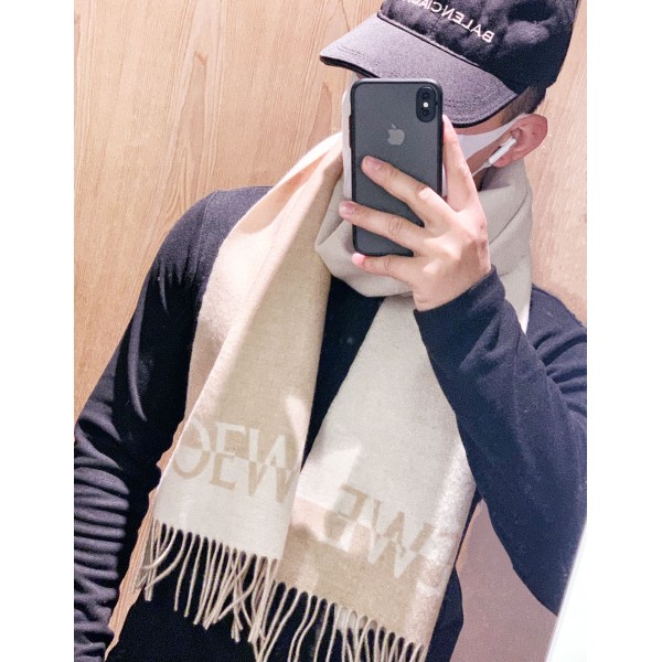 Scarf-Loe-166