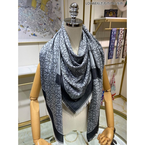 Scarf-Loe-178