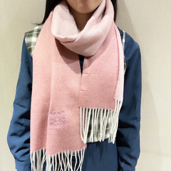 Scarf-Loe-183